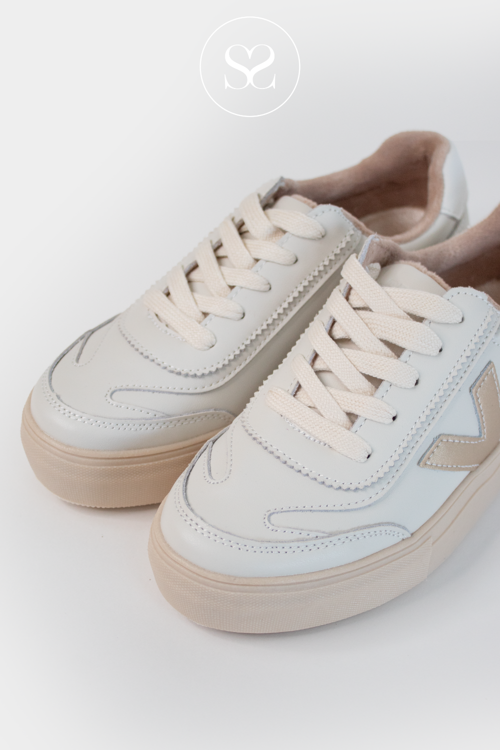DRILLEYS GOLD/CREAM (IRISH CREAM) FLATFORM TRAINERS EIGHTY WITH CHUNKY GUM SOLE AND LACE-UP CLOSURE FOR EXTRA SECURE FIT