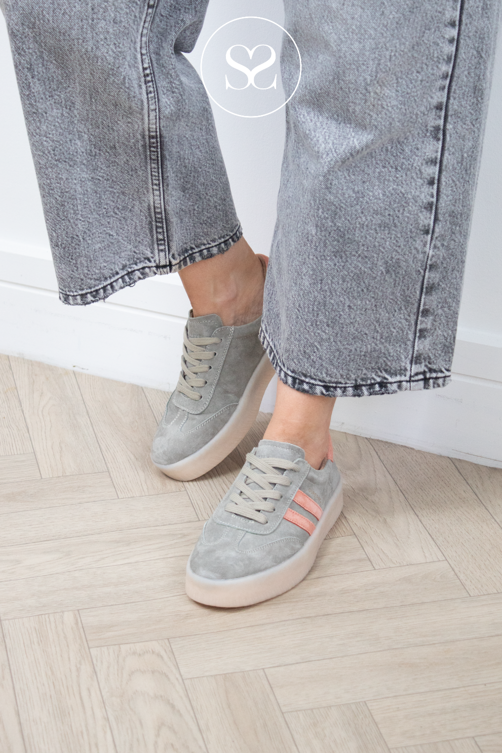 DRILLEYS Grey (Peachy) Platform Trainers FIFTY FOUR