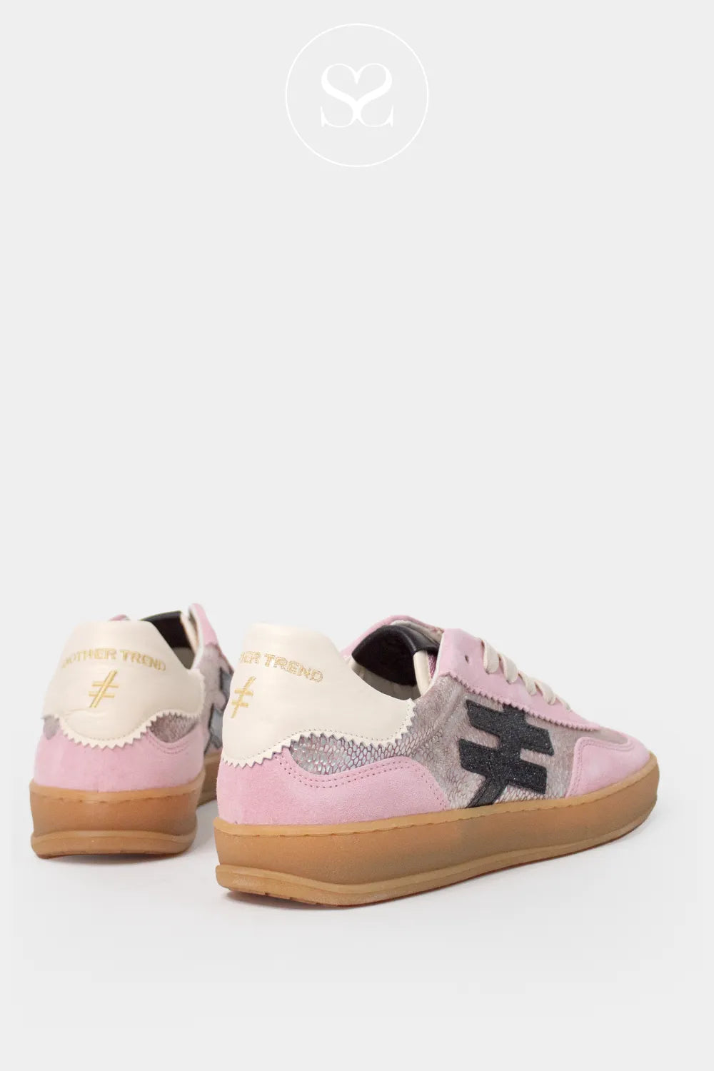 Another Trend Pink Trainers - A032-C166 Suede toe cap and black logo detail create a refined, fashion-forward finish