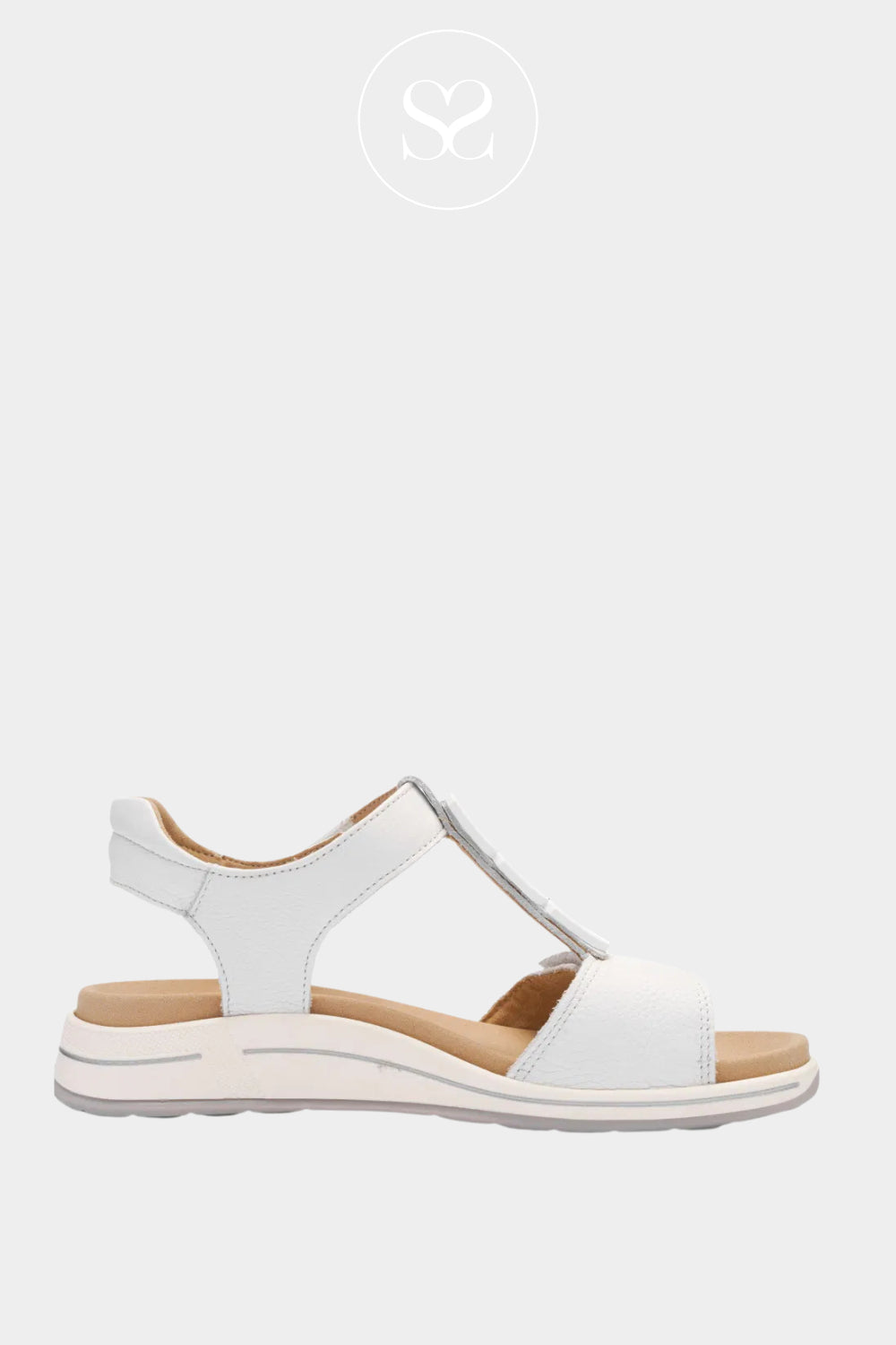 Ara Off-White walking sandals