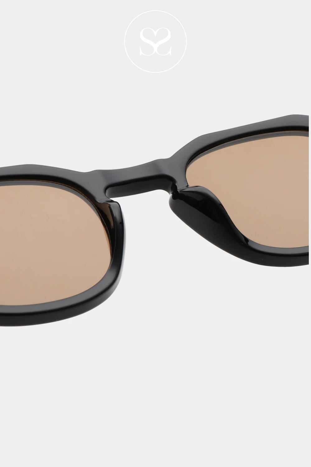 A.KJAERBEDE Black Sunglasses -Zan