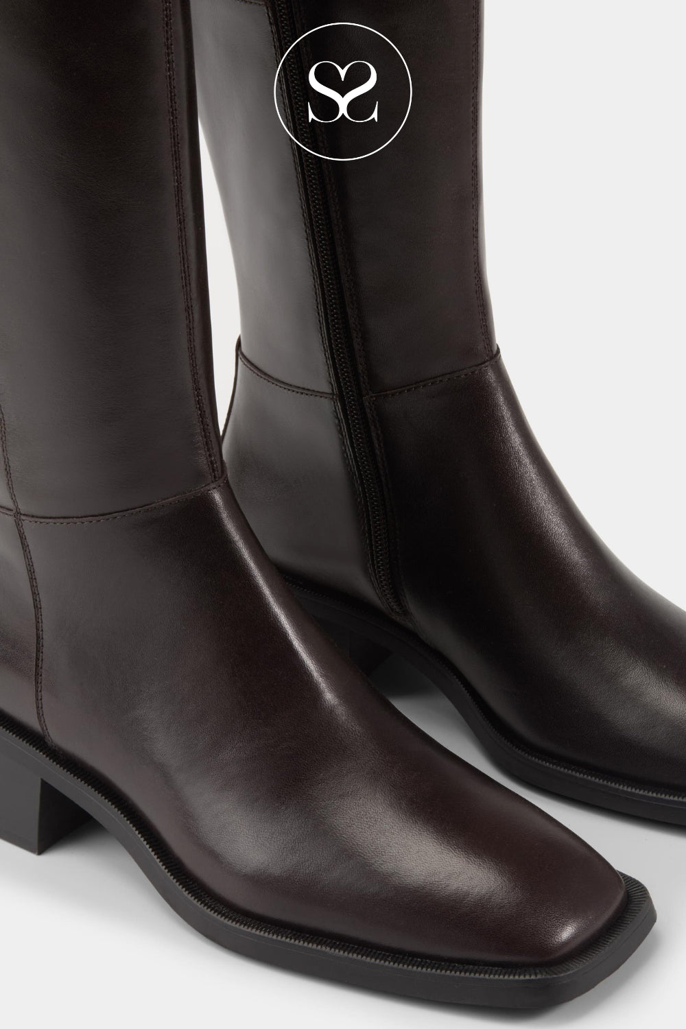Brown leather long boots with squared toe and low block heel - Inner zip