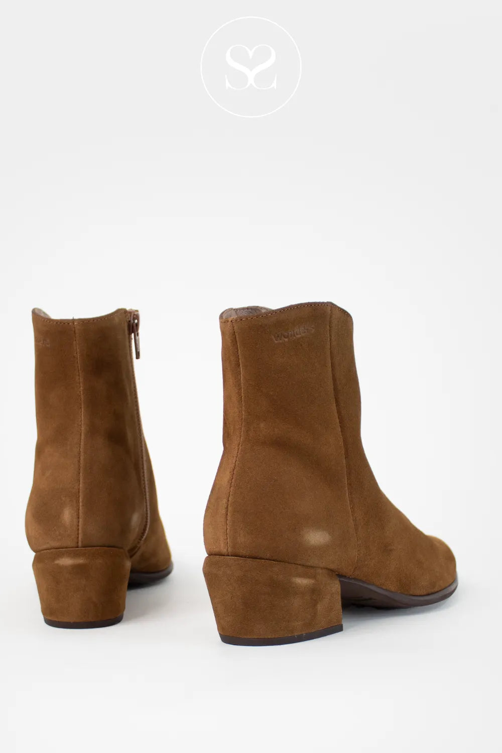 WONDERS TAN SUEDE POINTED TOE WESTERN STYLE ANKLE BOOTS D-2001 FOR WOMEN WITH INSIDE ZIP FOR CLOSURE