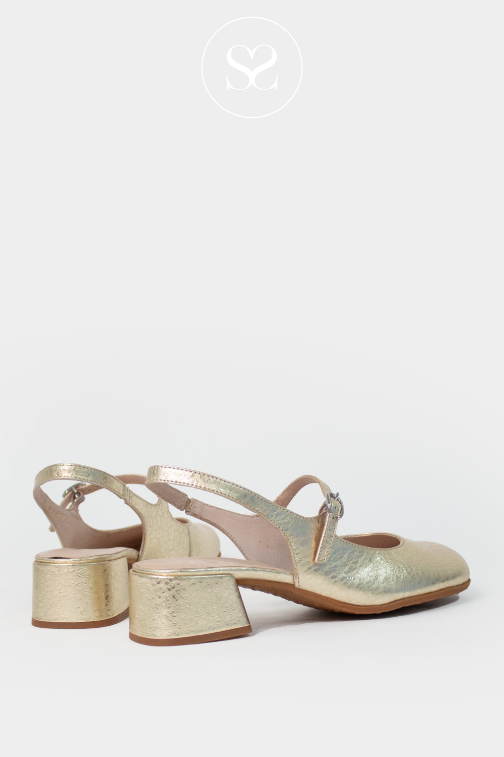 Comfortable Gold Metallic Block Heel Mary-Jane Sling-Back Shoes with round toe from Wonders D-2401