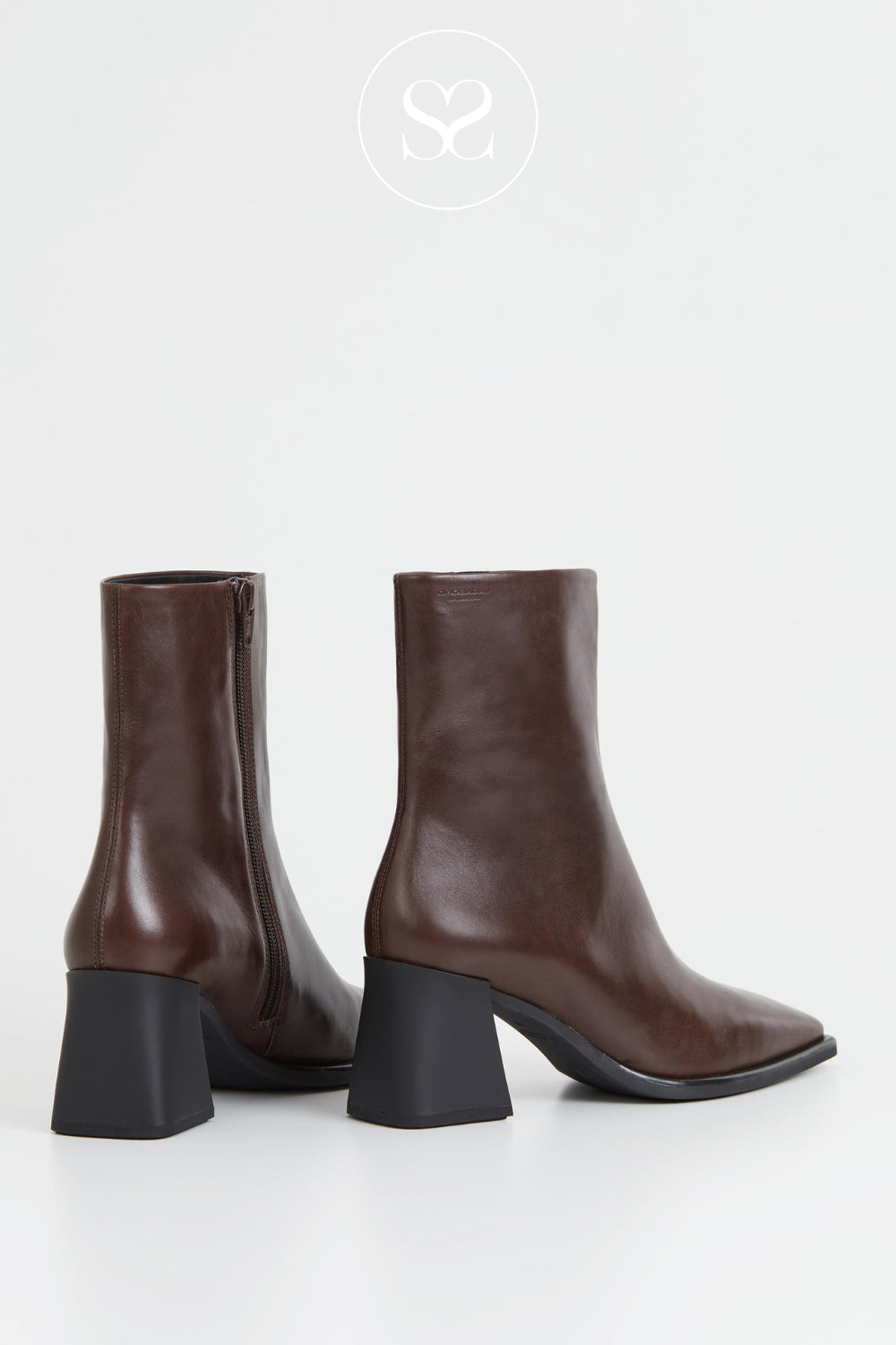 DARK CHOCOLATE BROWN LEATHER BLOCK HEEL ANKLE BOOTS WITH INSIDE ZIP - HEDDA 5002-001