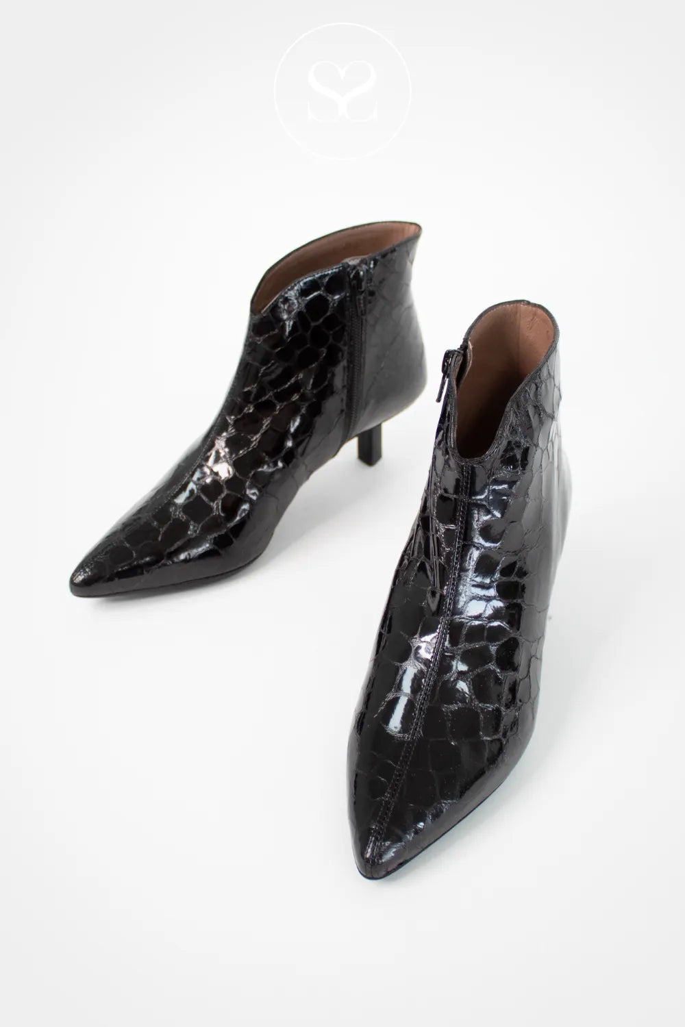 WONDERS BLACK PATENT CROC EFFECT POINTED TOE ANKLE BOOTS G-7120 FOR WOMEN WITH V CUT DESIGN