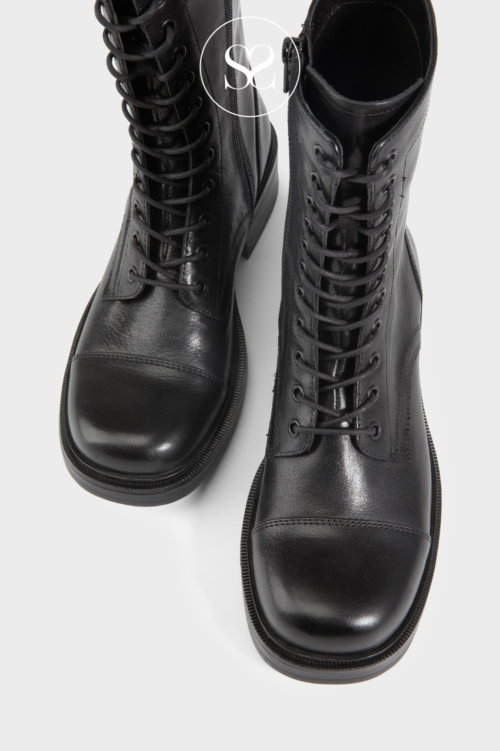 Black round toe lace up boots with inner zip from Vagabond, everyday style with low block heel