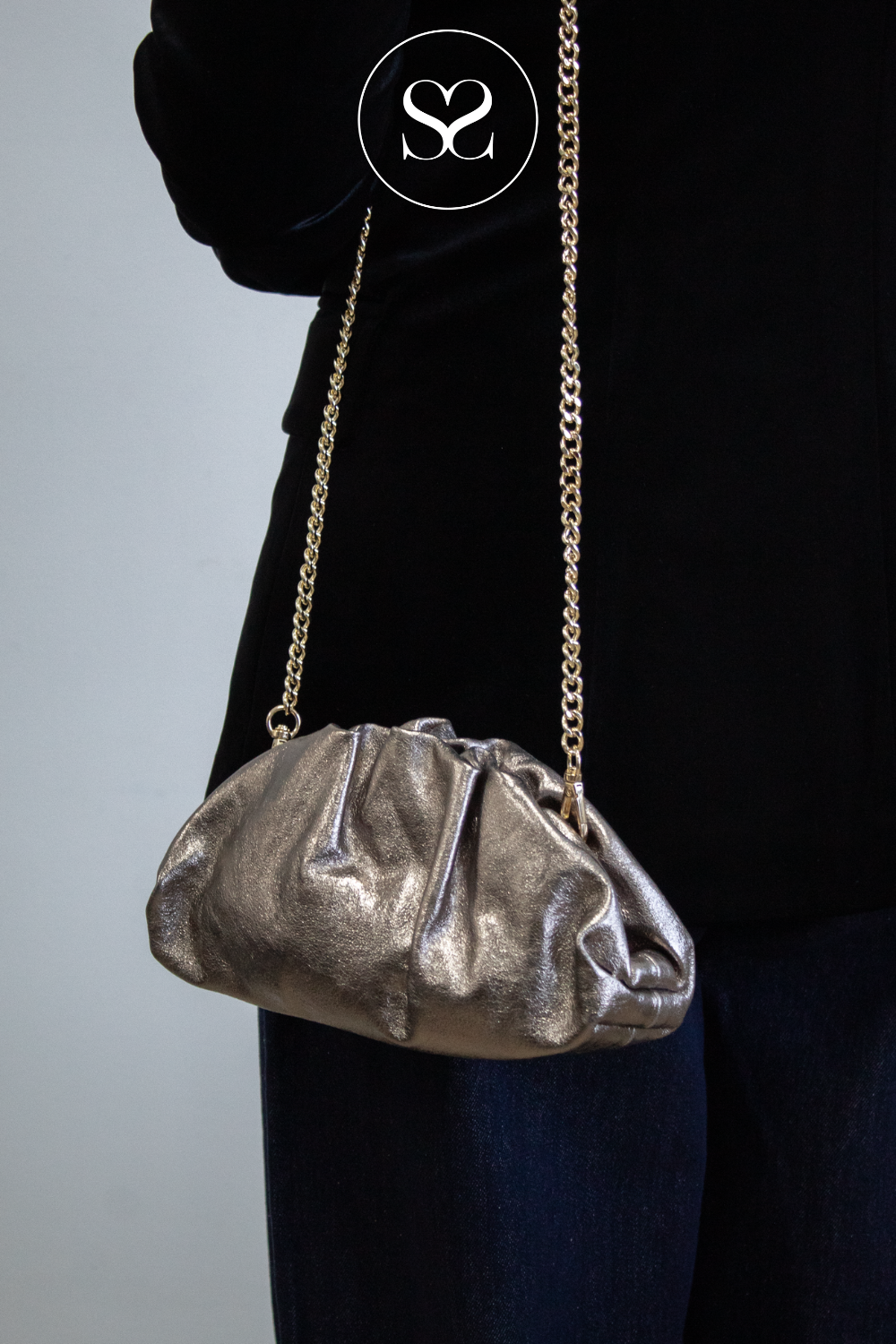 Sheneil Pewter/Bronze small Leather Slouch Clutch Bag - 502320