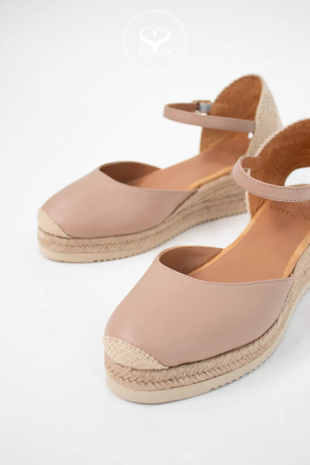 Unisa wedge sandals with soft leather, cushioned sole and ankle strap. Summer shoe. Slightly elevated wedge sole.