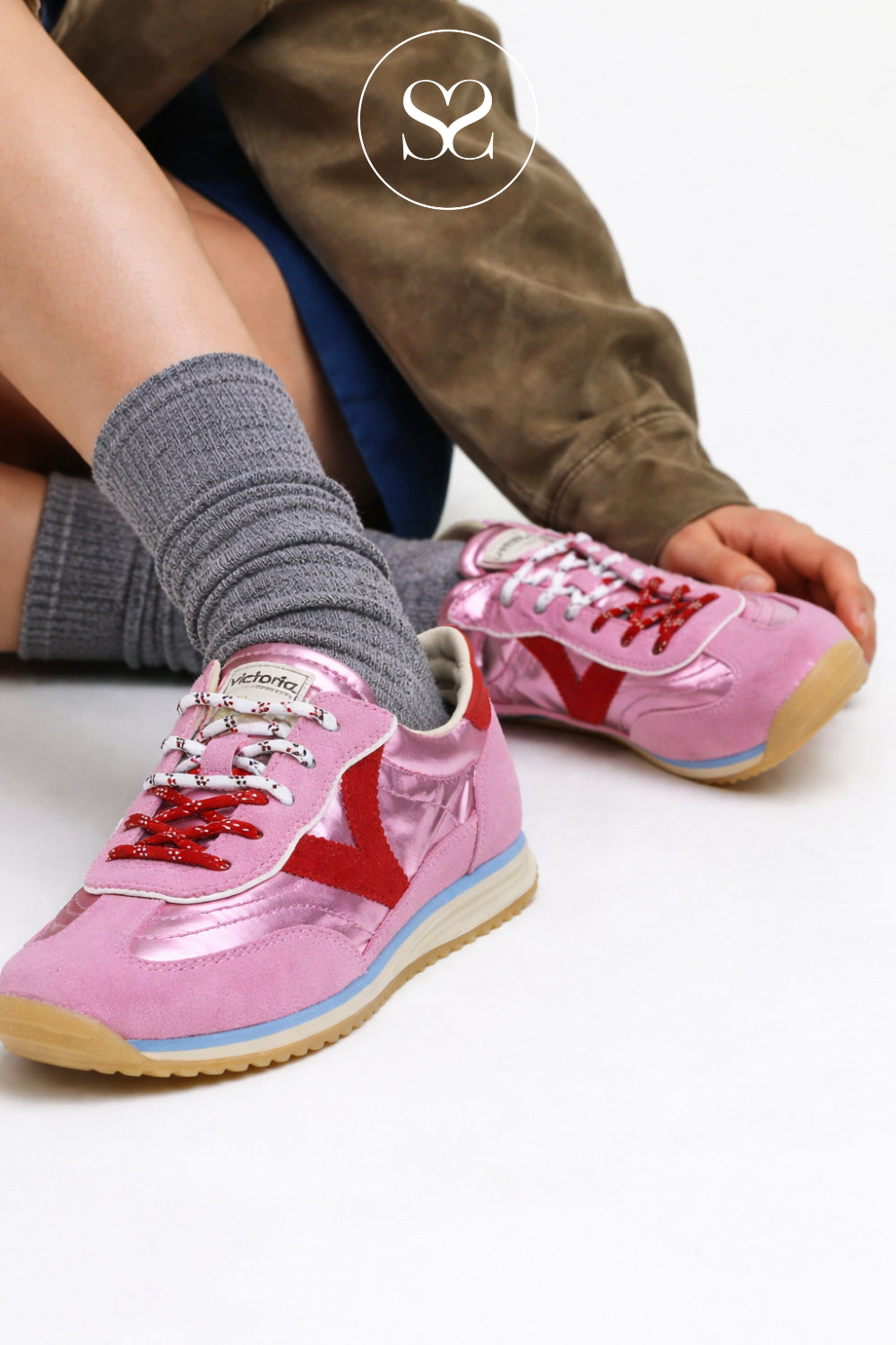 Retro style pink metallic trainers that are comfortable lightweight and breathable from Victoria - Available in Ireland
