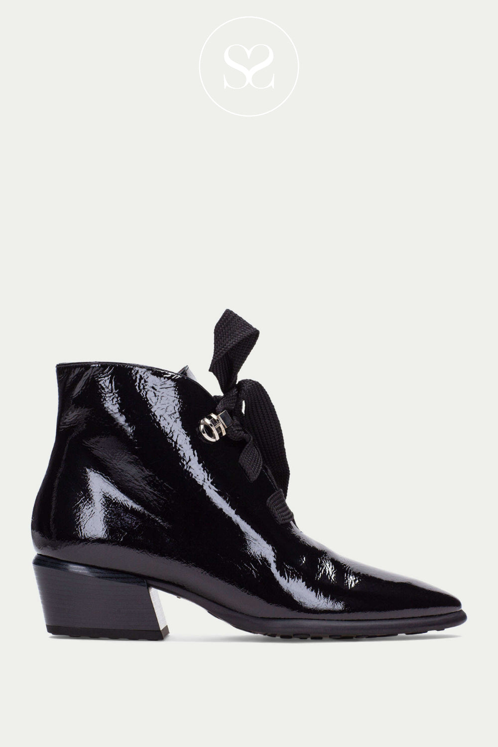 HISPANITAS BLACK PATENT POINTED TOE LACE UP BOOTS PHI254255