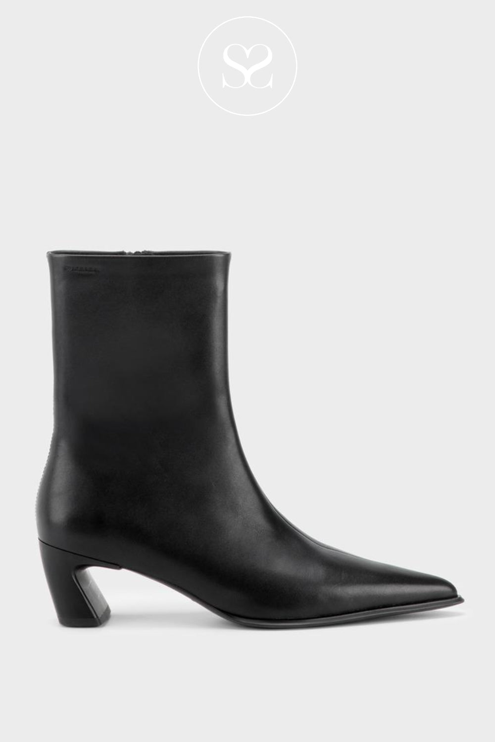 Vagabond Black Ankle Boots - Ilona 6232-101-20 Ireland