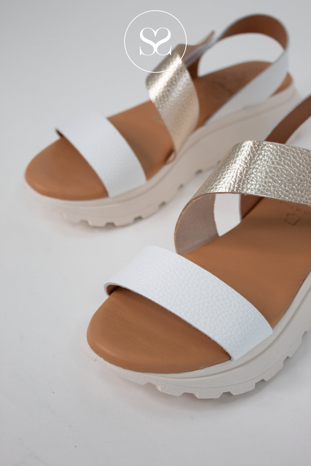 Oh My Sandals White Walking Sandals 5951