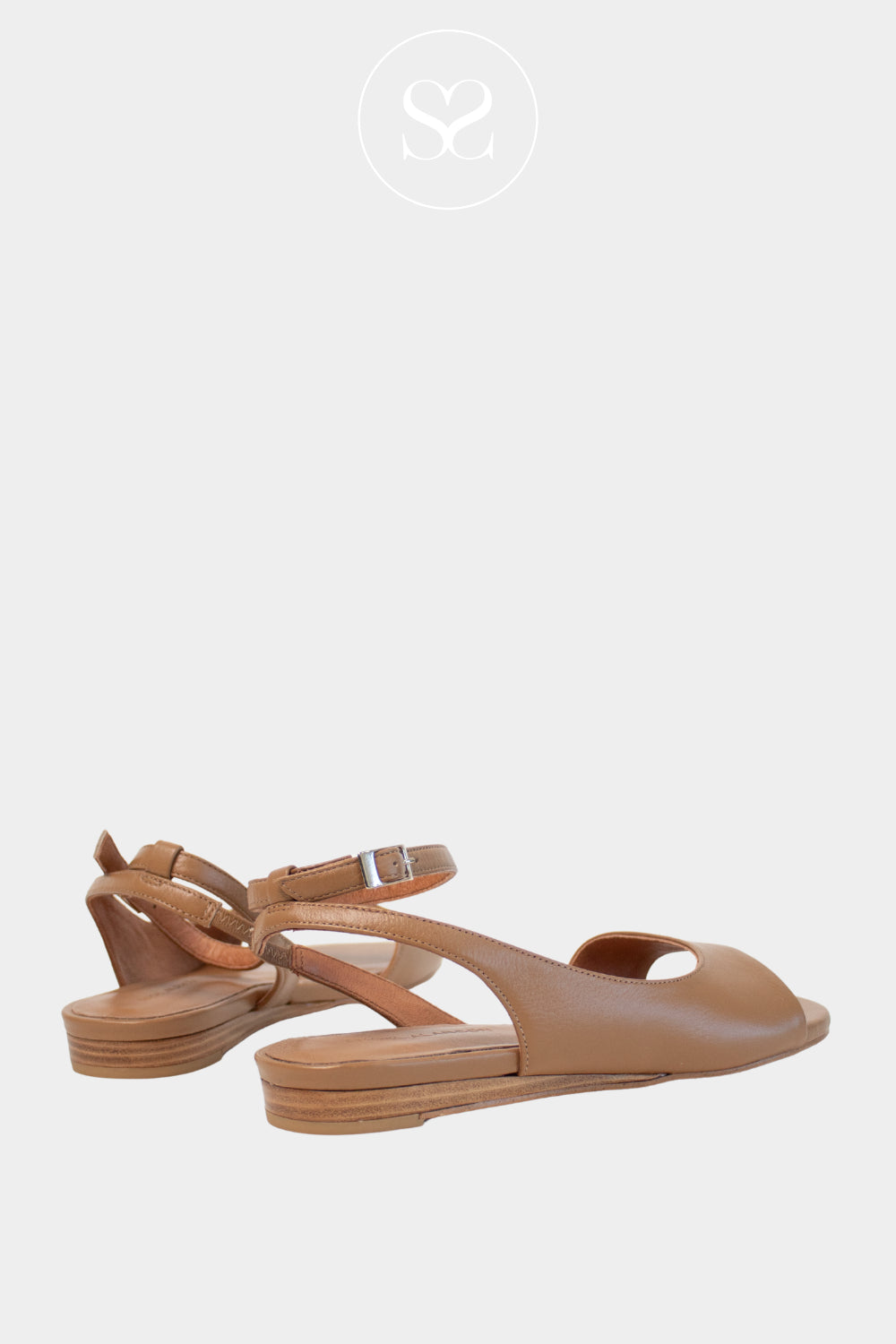 Angel Alarcon Camel Flat Sandals with Wrap-around ankle strap Luna