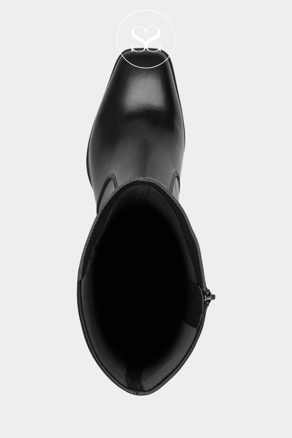 Smart black knee-high boots with a rounded front, sleek shaft and comfortable heeled sole.