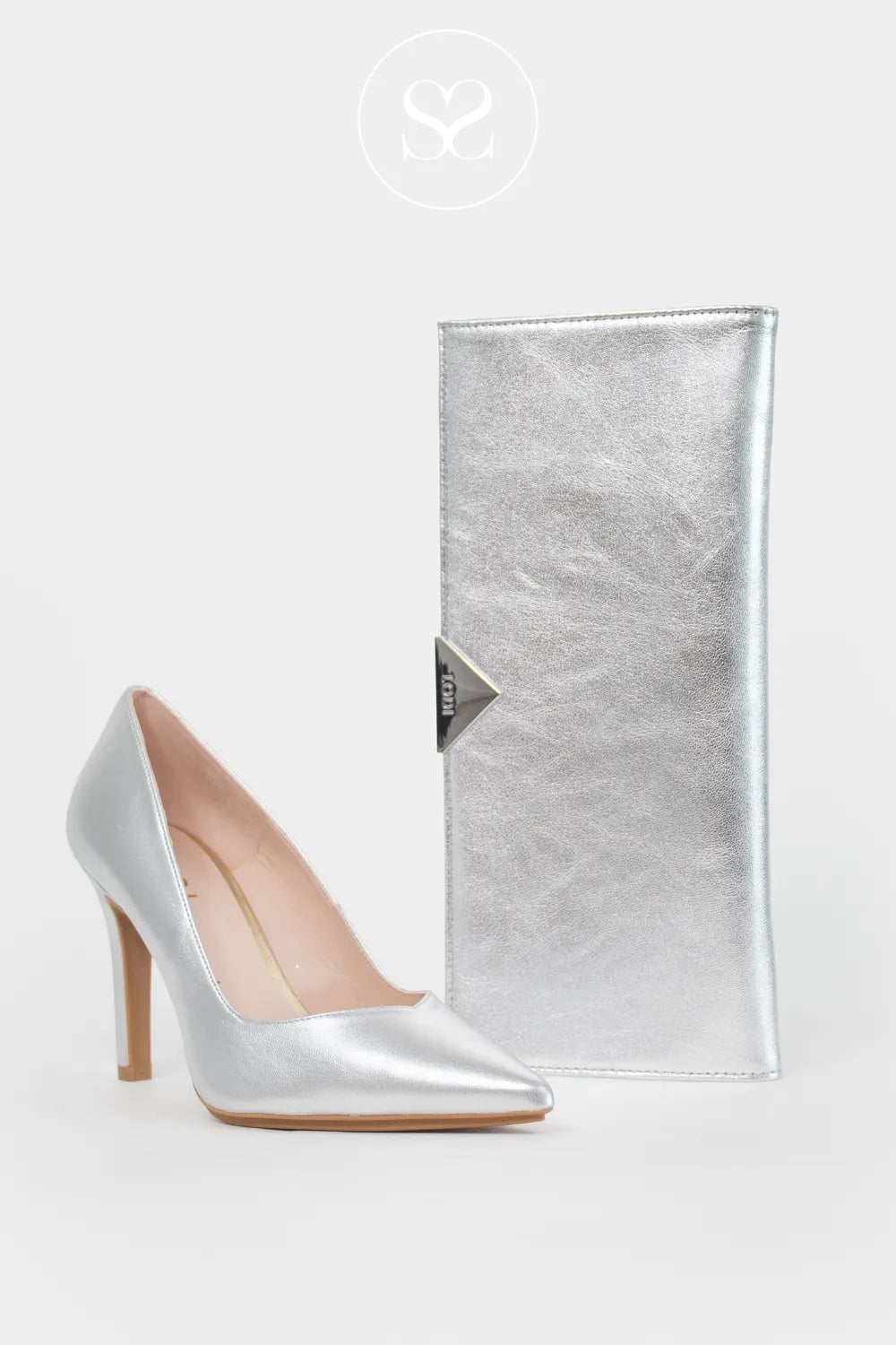 Lodi Silver Leather Envelope Clutch Bag L1900