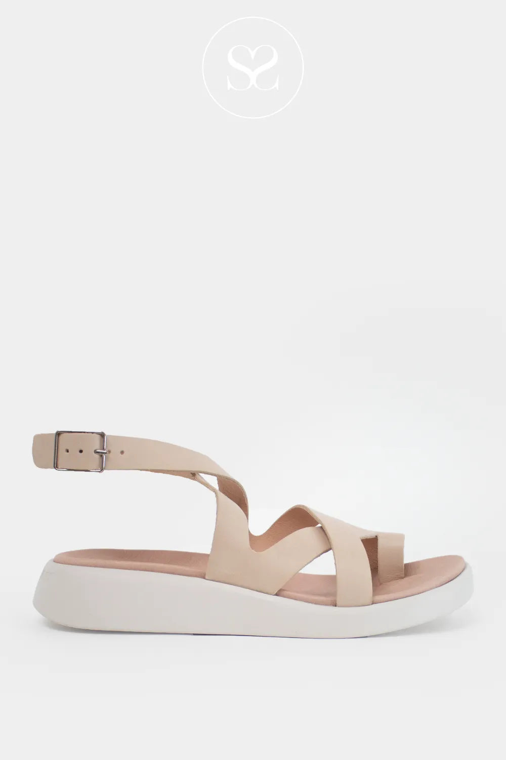 Wonders nude leather flatform walking sandals with toe post and adjustable ankle strap.