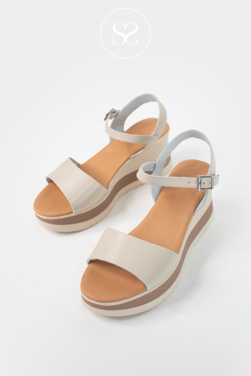 Oh My Sandals Off-White Wedge Sandals 5982