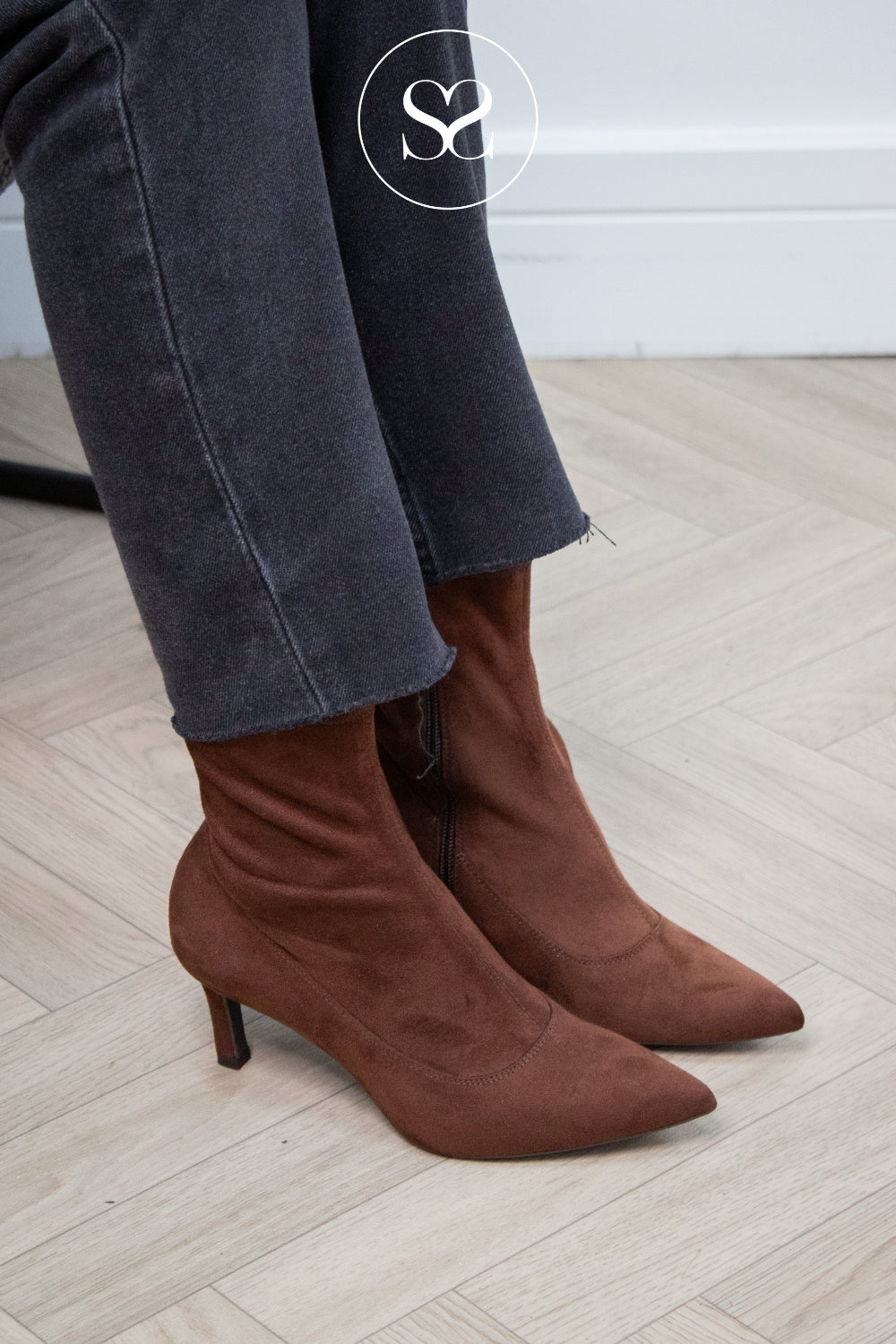 UNISA BROWN SUEDE POINTED TOE ANKLE SOCK BOOTS LANET
