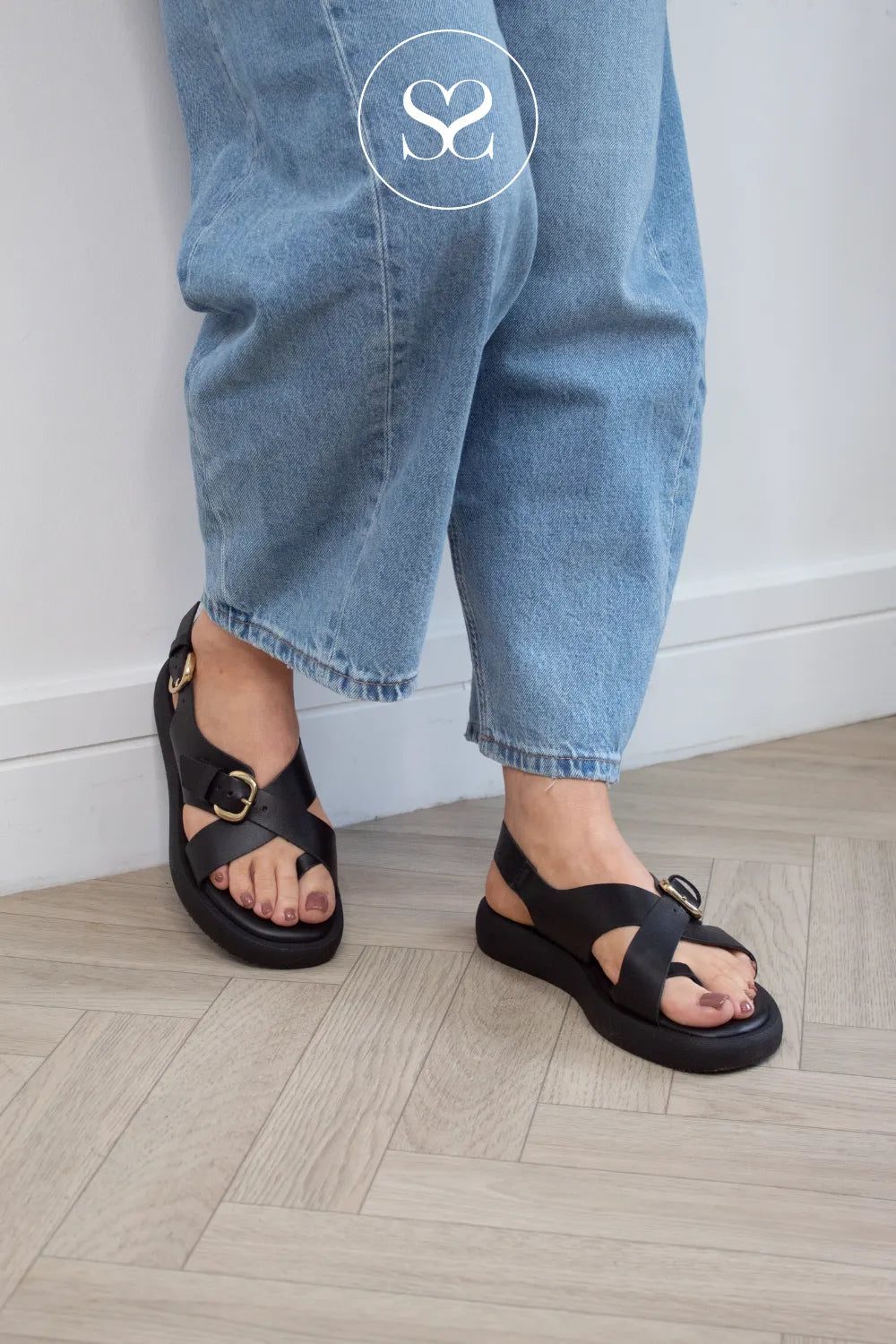 Wonders Black Slingback Flatform Sandals - AB-1332