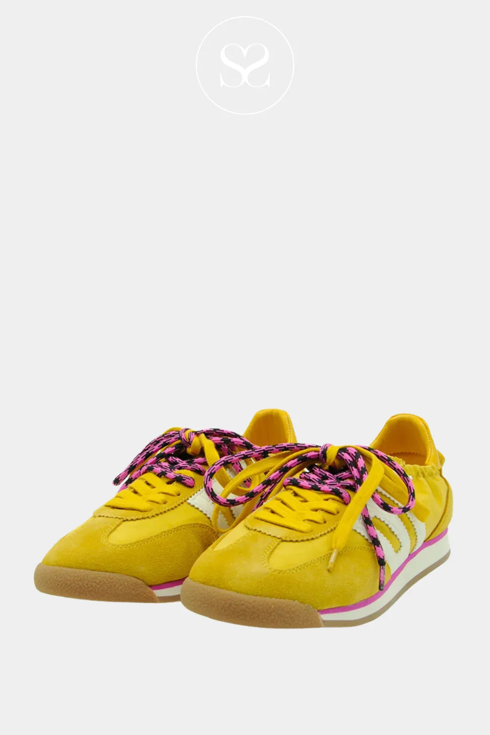BACK70 Yellow Retro Trainers-Rocket