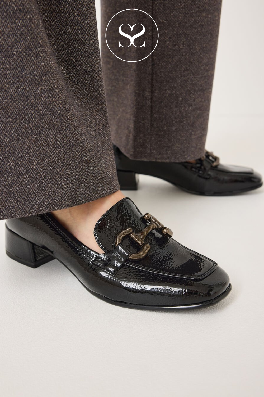 Tamaris black patent square toe loafer. Block heel, mid heel, chain detail, leather lined. Office shoe. Slip on. Smart casual shoe