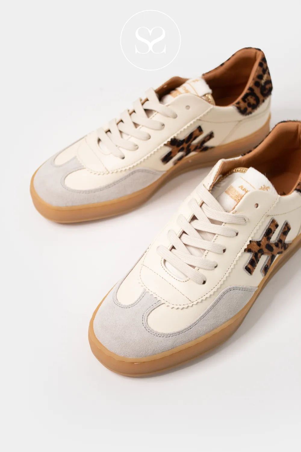 Another Trend Leopard Print Trainers - A032-C253 for women with crisp white base and grey suede toe cap