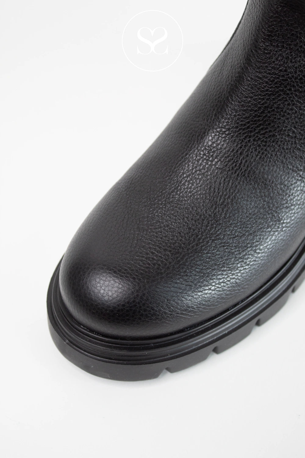 WONDERS BLACK WEDGE ANKLE BOOTS A-4305