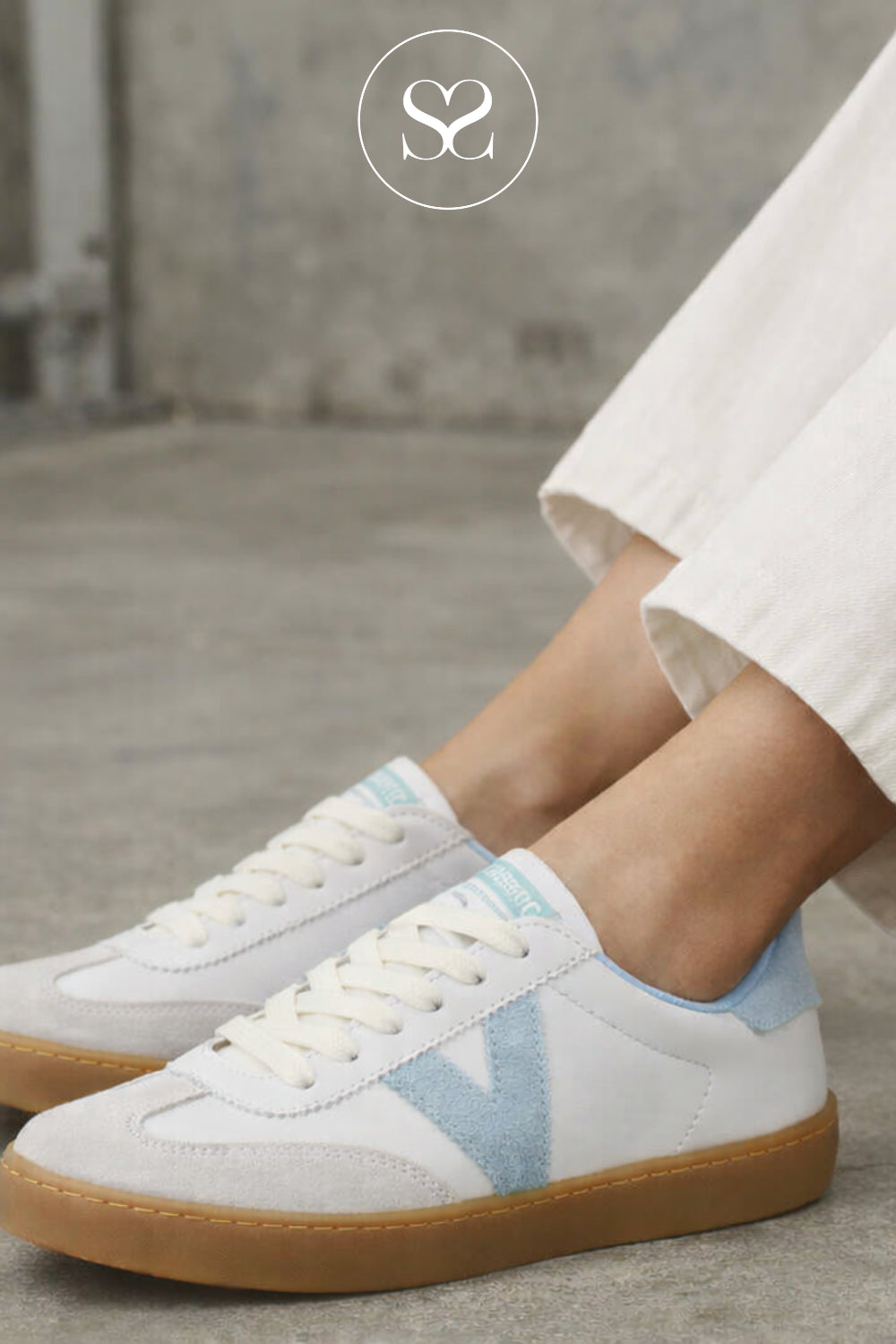 Woman wearing Victoria White & Blue Platorm Trainers 1126206
