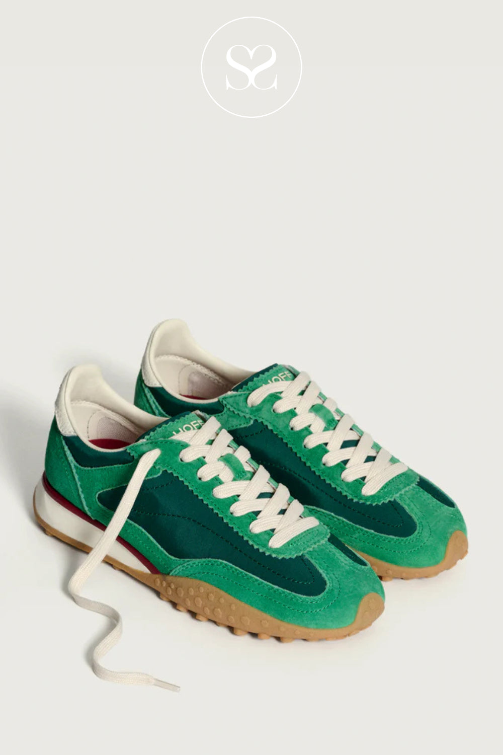 Comfortable green suede walking trainers for women from hoff with white lace and um sole