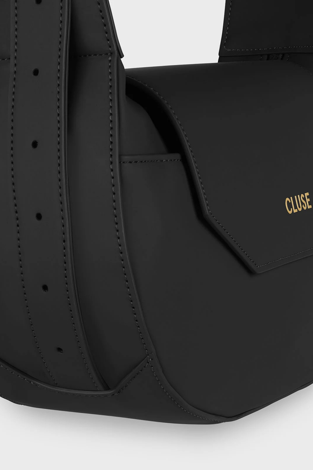 CLUSE BLACK CROSSBODY BAG - CX04901