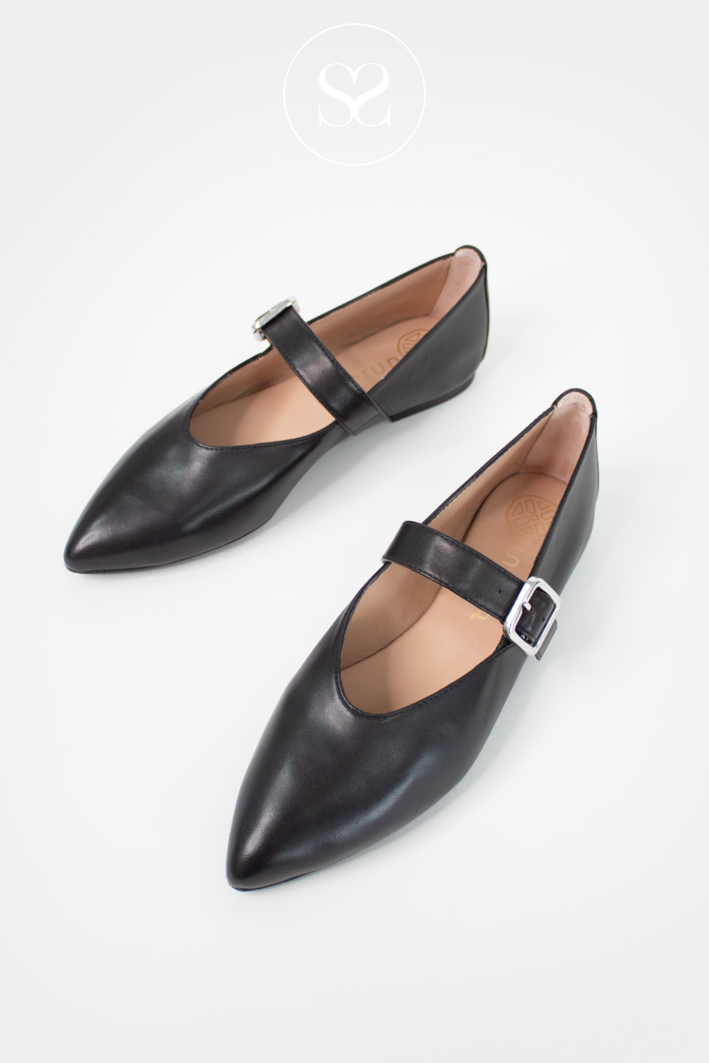 UNISA BLACK POINTED TOE FLAT MARY JANE PUMPS AZAILA