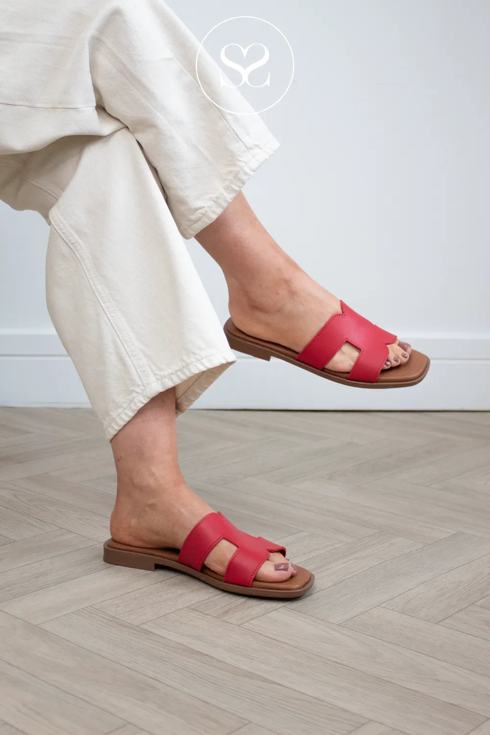 OH MY SANDALS Red slider sandals 5580