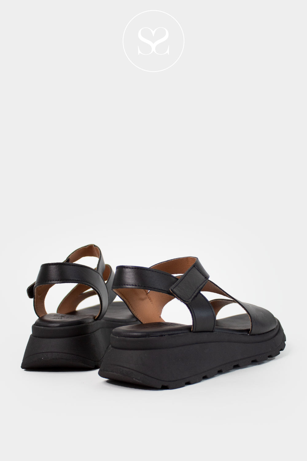 Oh My Sandals Black wedge Walking Sandals 5955