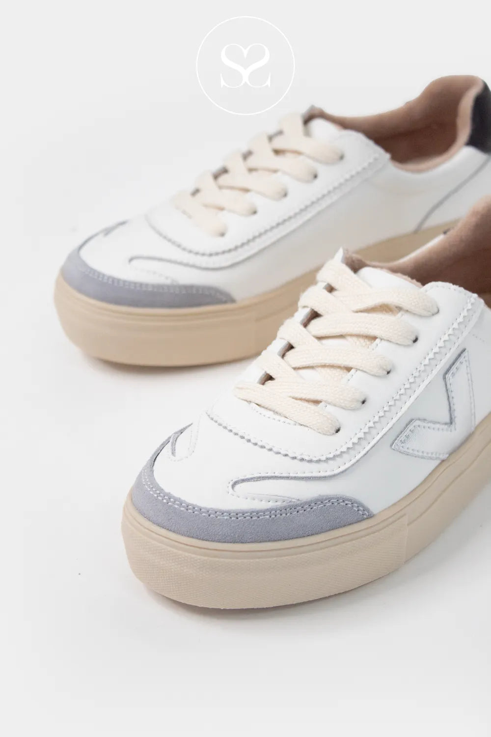 White Drilleys trainers with grey suede toe cap, round toe and laces.