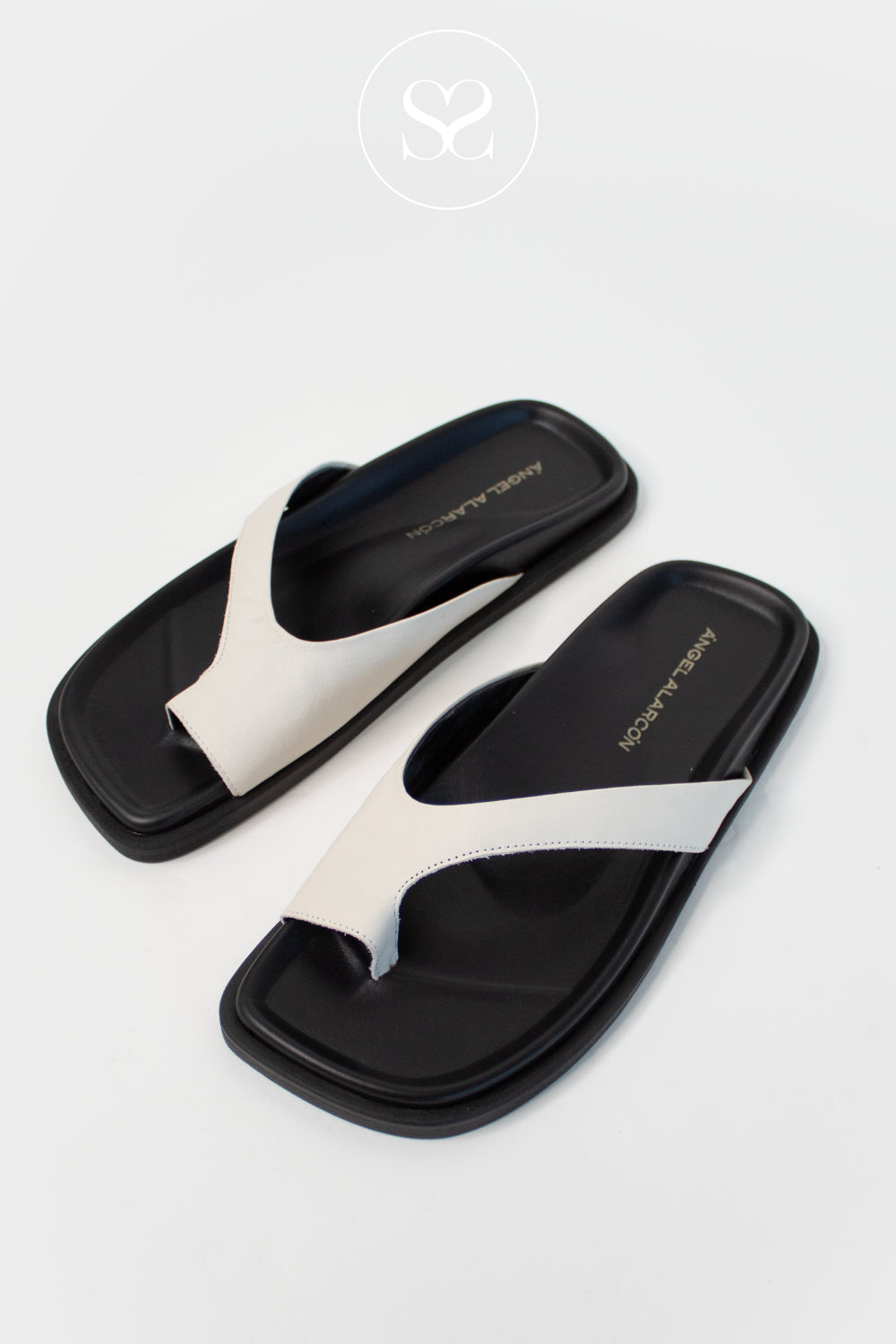 Angel Alarcon Cream Flat Square Toe slider Sandals Asia