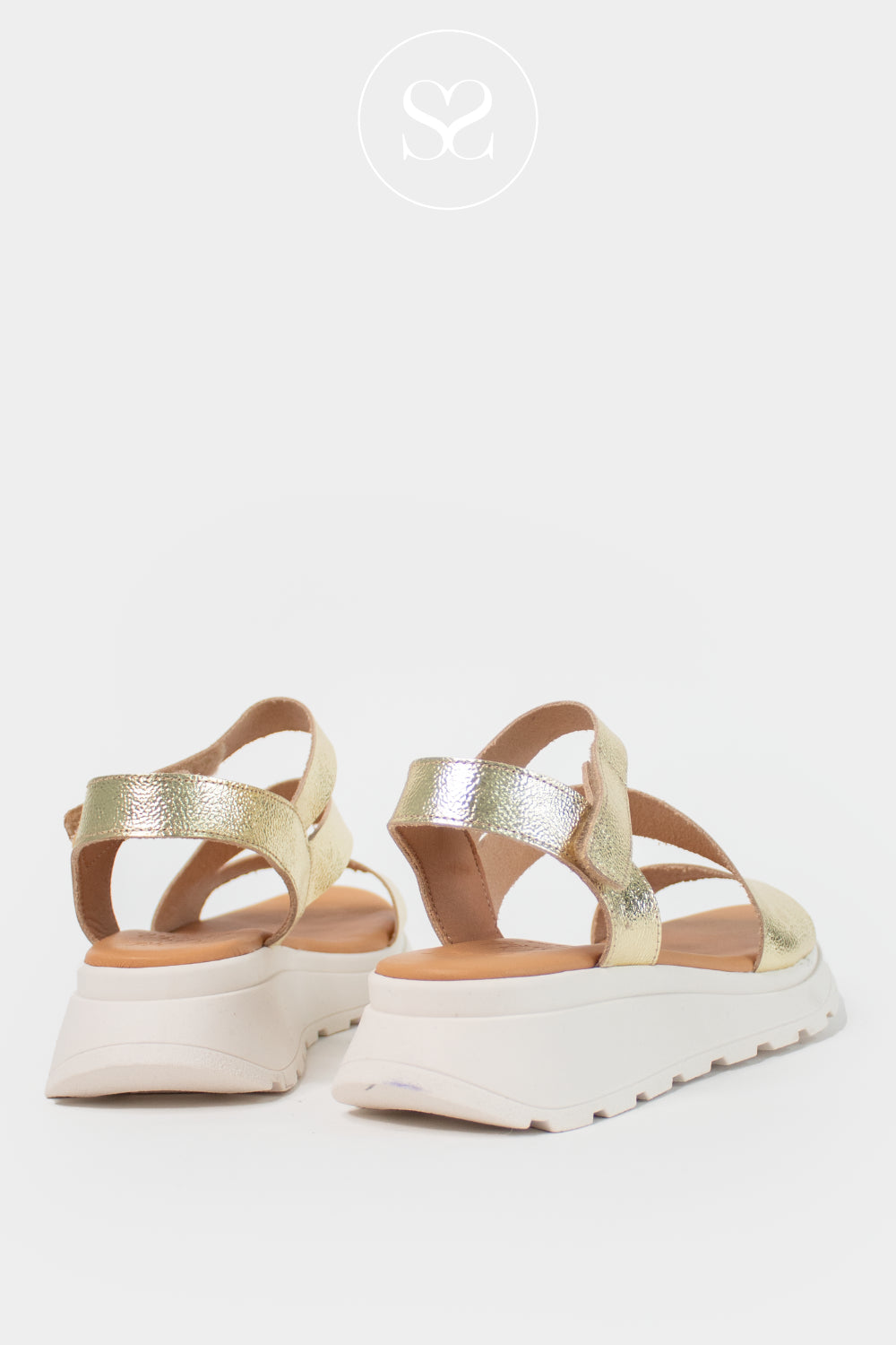 Oh My Sandals Gold wedge Walking Sandals 5955