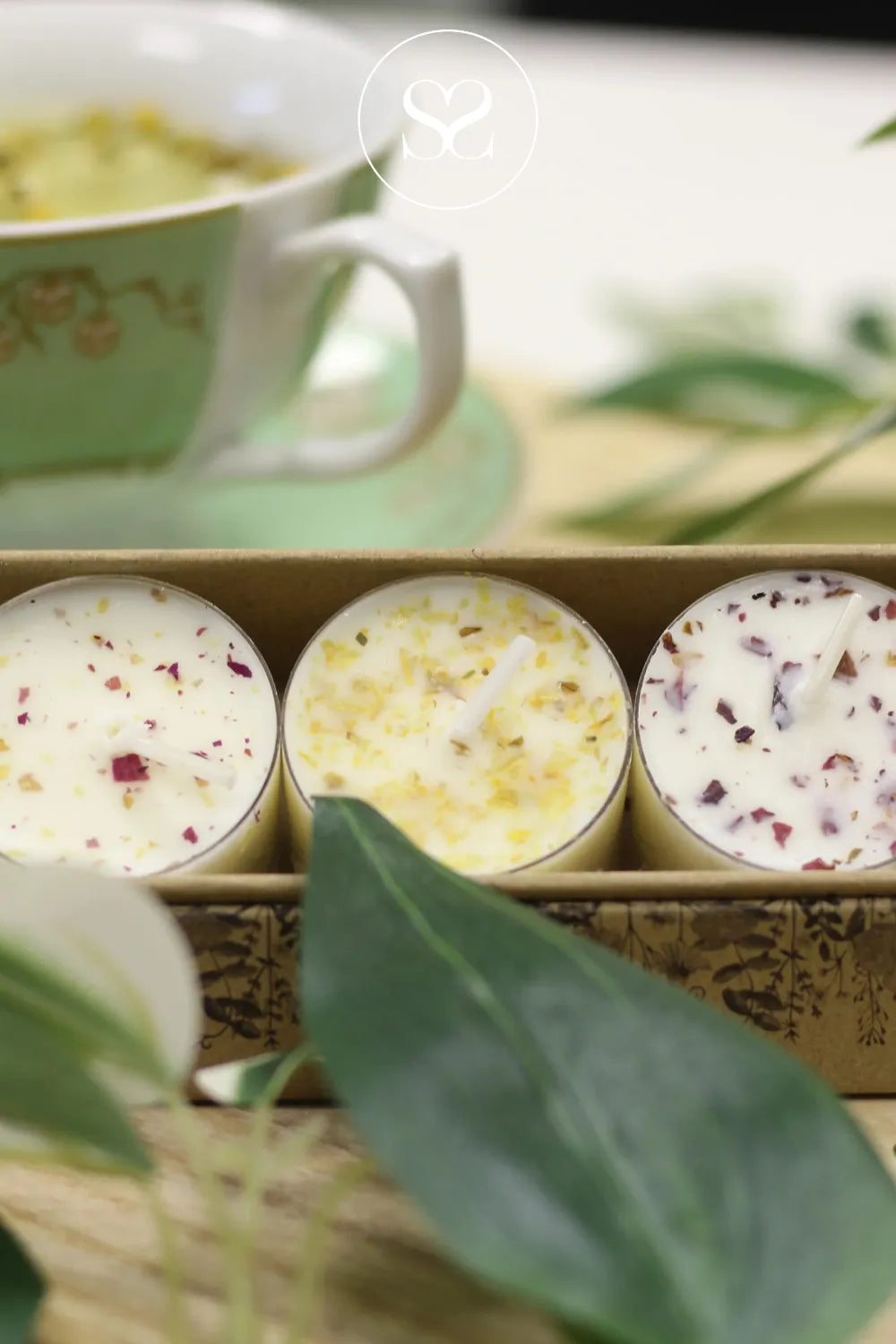 FLOWER CHILD 5 PACK XL TEALIGHTS - MIXED over 8 hours of candlelight per cup.