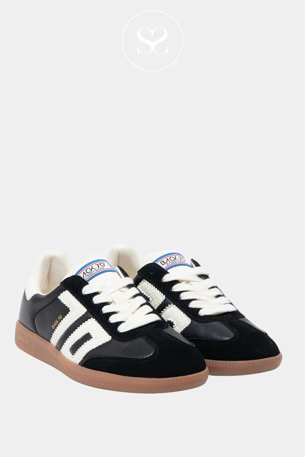 BACK70 BLACK LEATHER LOW PROFILE TRAINERS CLOUD N24 FOR WOMEN WITH BLACK SUEDE TOE CAP AND WHITE LACES