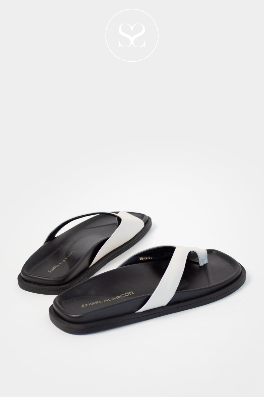 Angel Alarcon Cream Flat Square Toe slider Sandals Asia