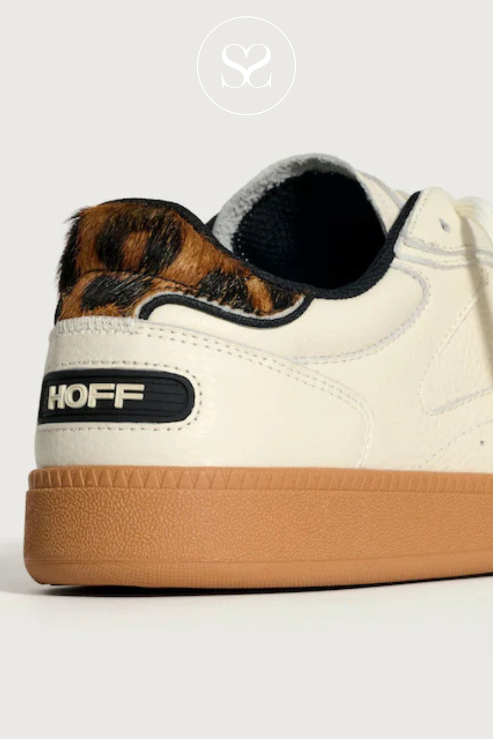 ALLEY Off White sneaker with leopard print heel and brown sole on a white background from HOFF brand