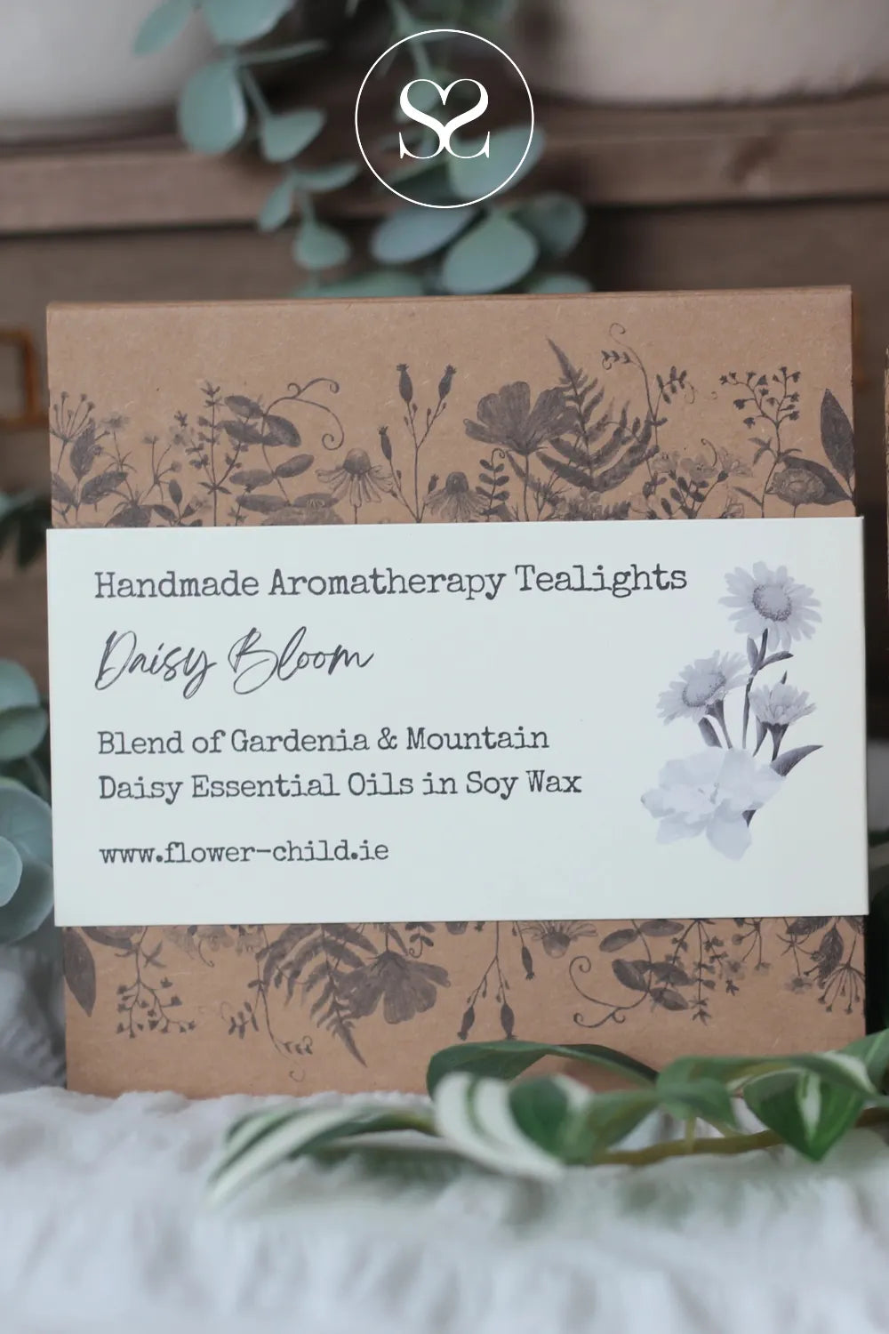 FLOWER CHILD 9 PACK TEALIGHTS - DAISY BLOOM Hand-poured soy wax tealights made with natural essential oils for a clean, gentle burn.