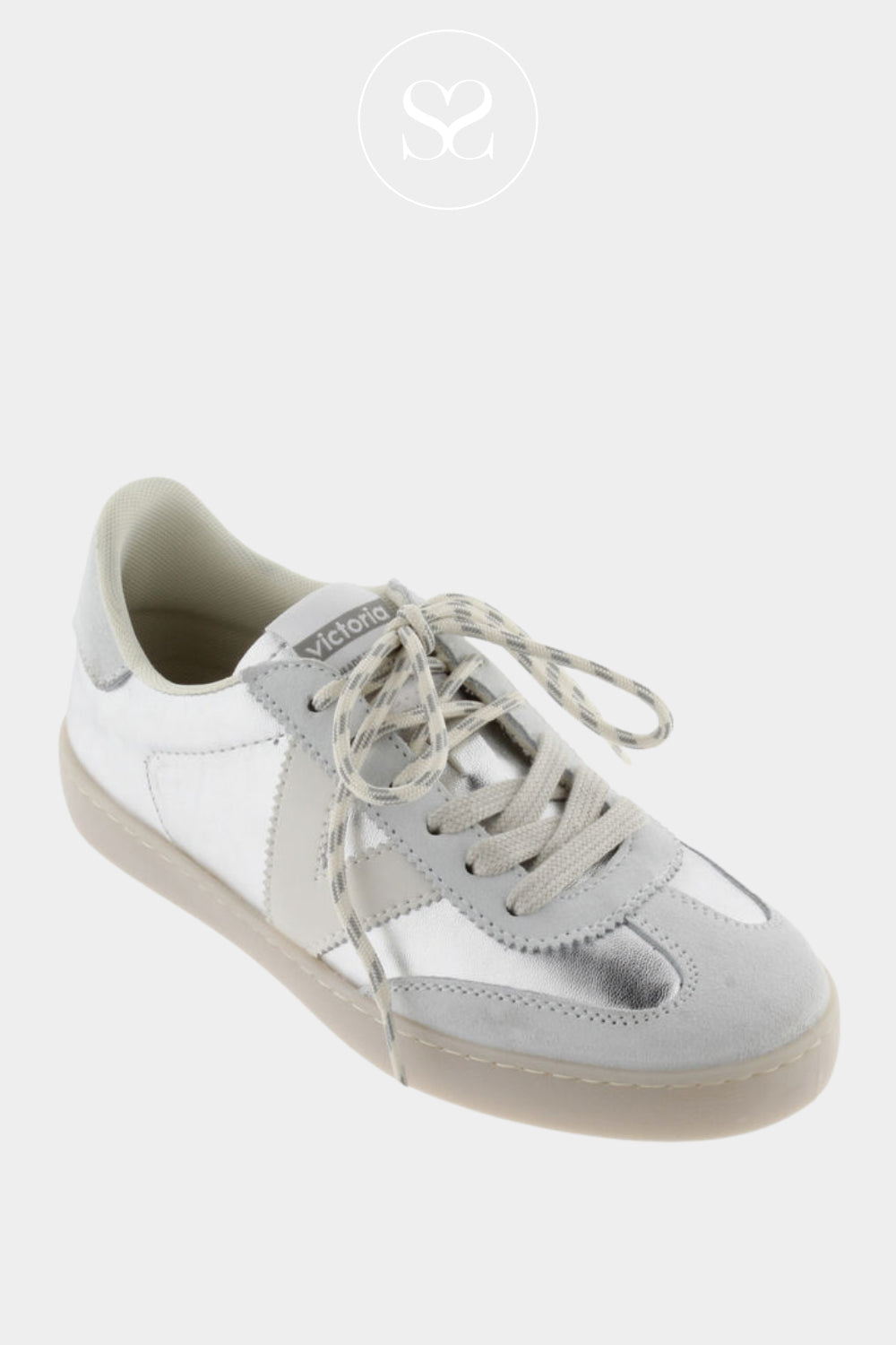 Comfortable silver trainers for women with removable insole