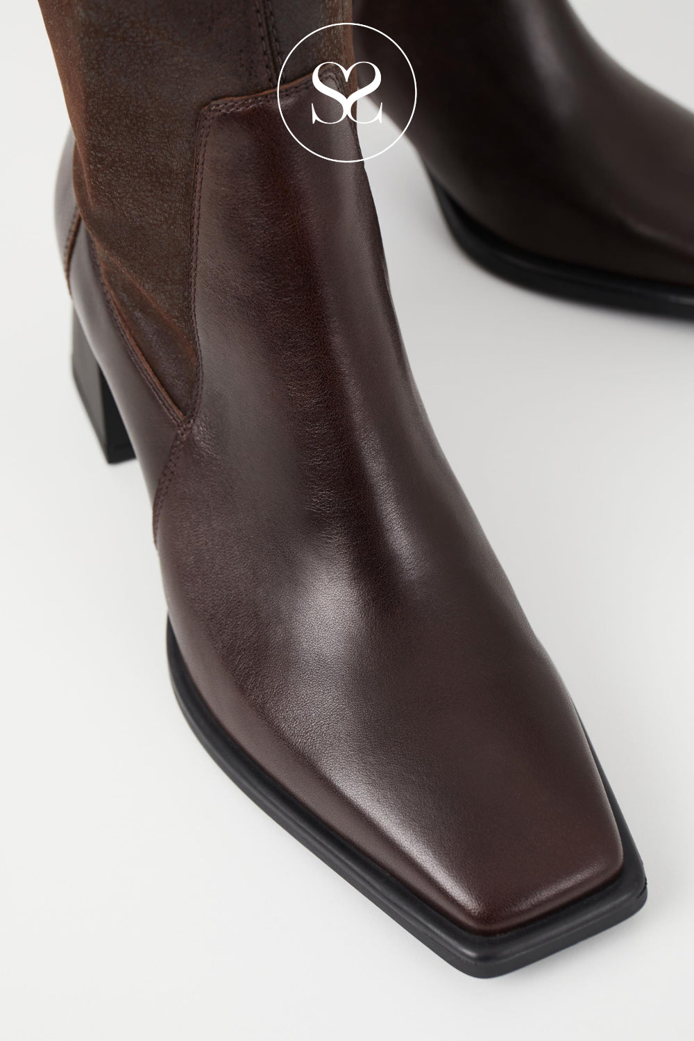 Square toe Hedda boots from Vagabond in brown