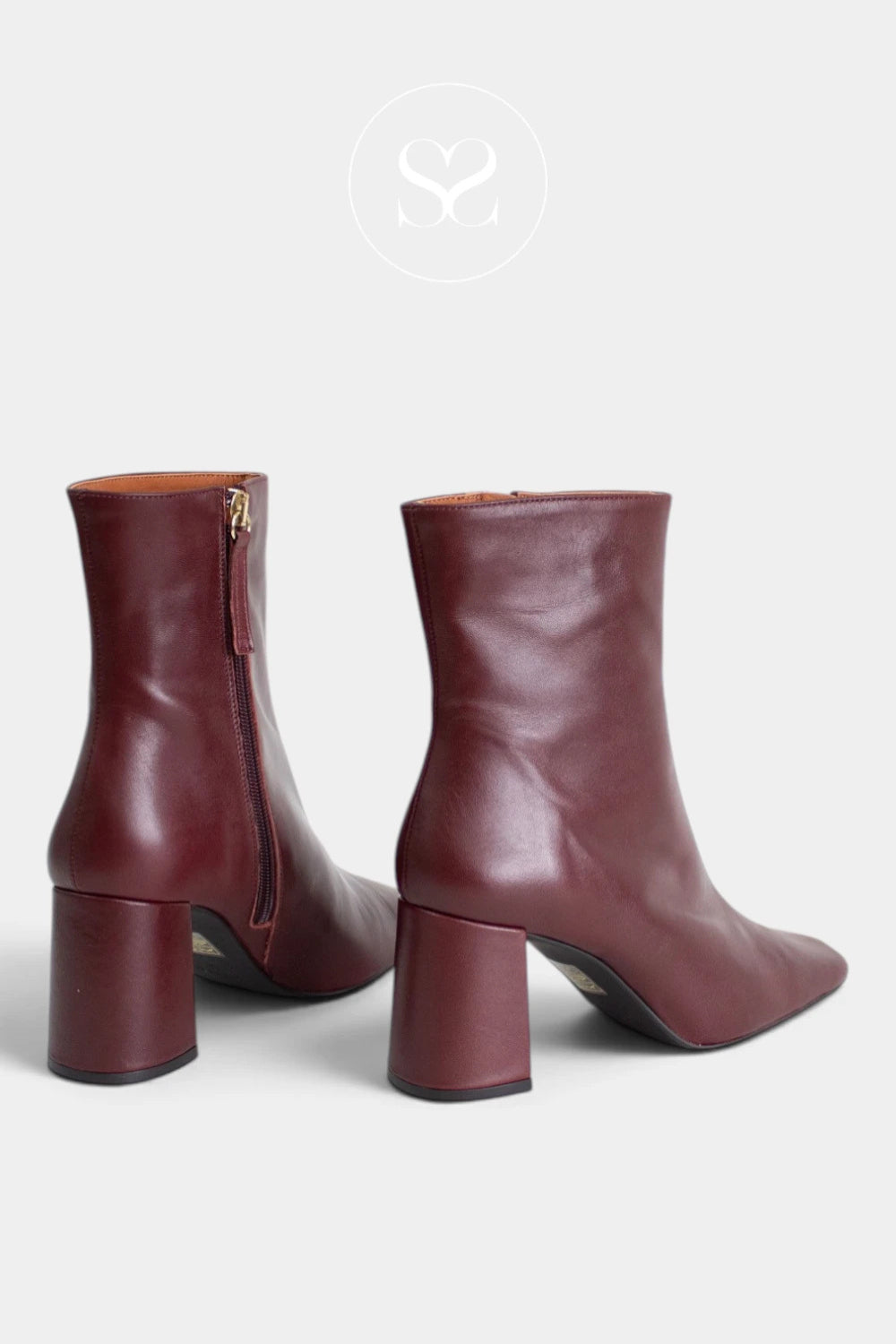 Angel Alarcon Burgundy Block Heel Boot - Drimia 26552