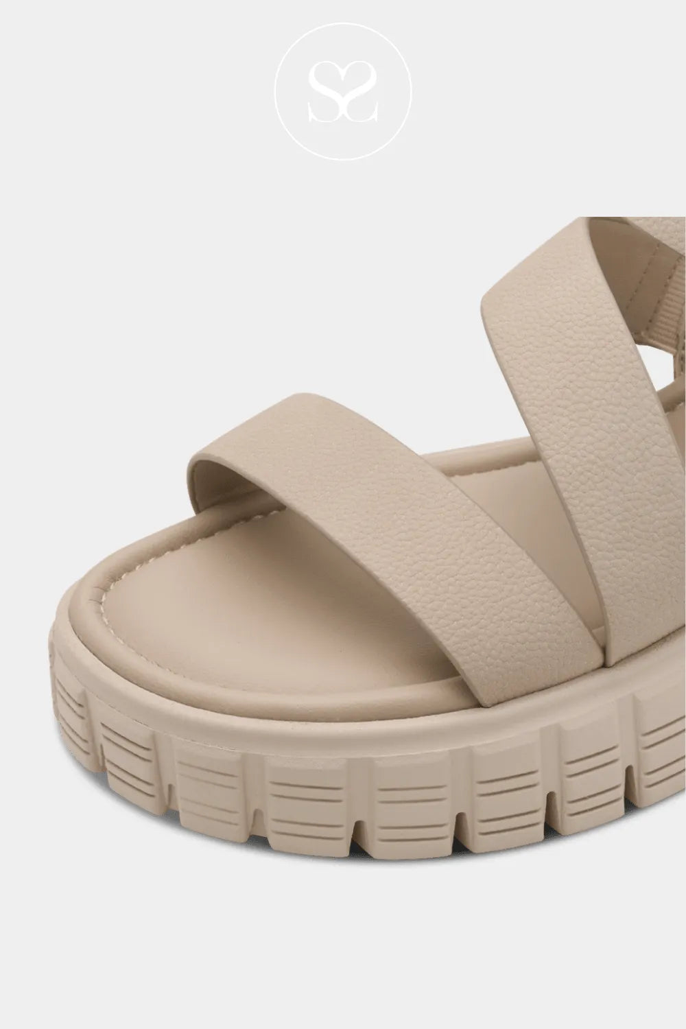 Tamaris Beige Chunky Gladiator Flat-form Sandals 1-28705-44