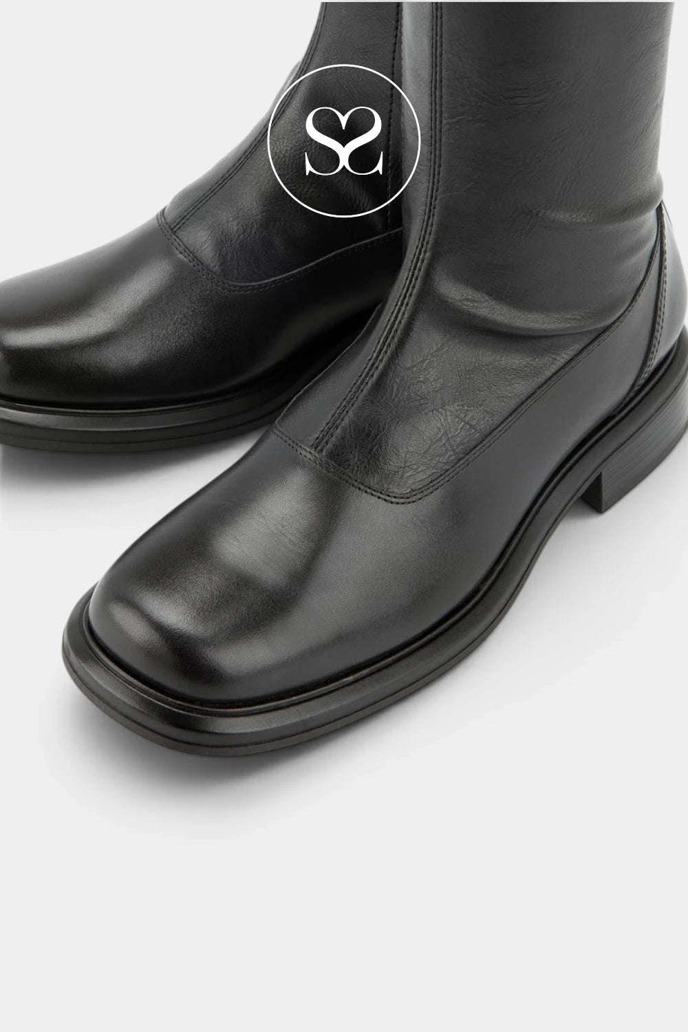 Vagabond Black Knee High Boots - Ellis- 6230-002