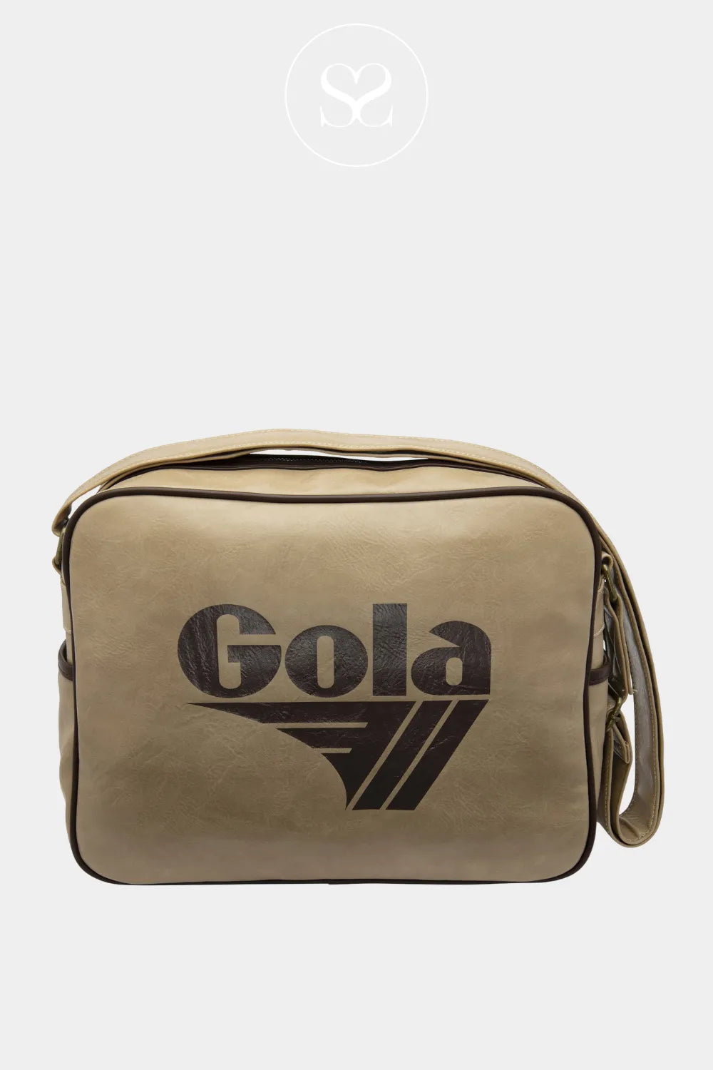 GOLA Camel Retro Bag - Redford Classic retro silhouette revived from Gola’s 1970s archives.