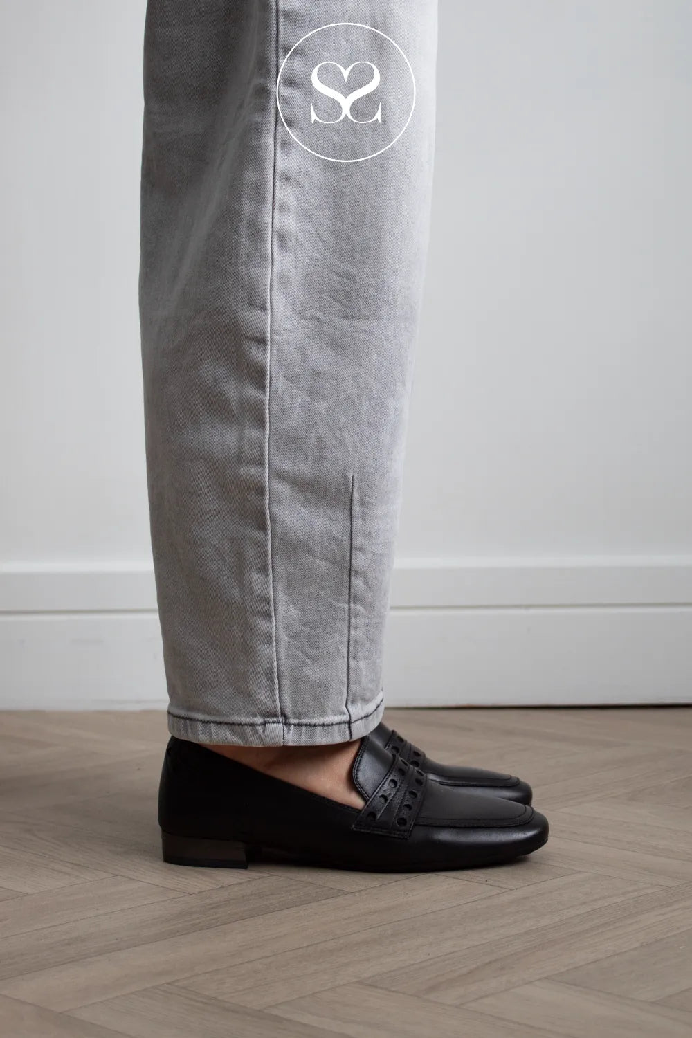 Hispanitas Black Block Heel Loafer HI265199
