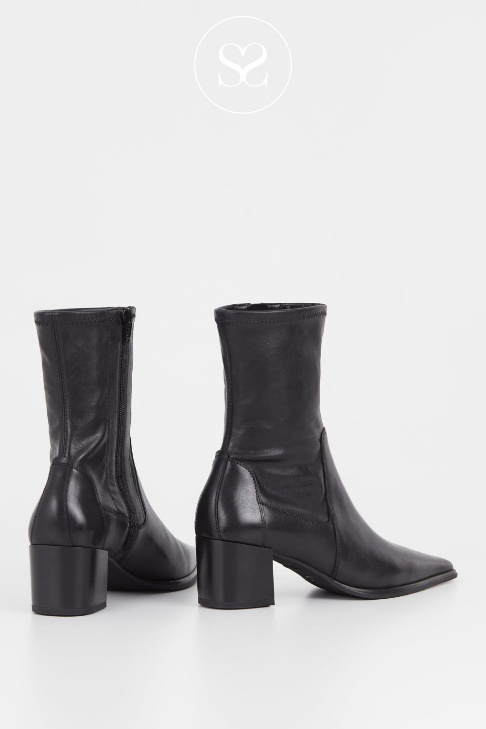 Sleek Vagabond Giselle sock boots with a snug, ankle-hugging fit and modern silhouette.